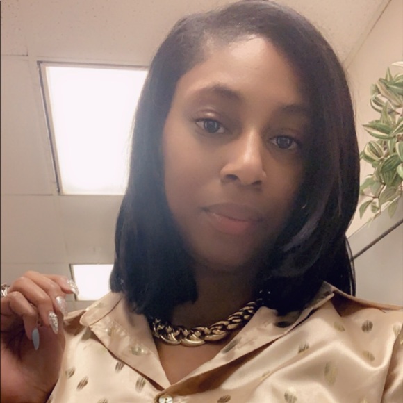 Meet your Posher, Denise - Picture 6 of 6